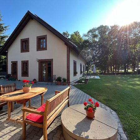 Apartman Pisarovka Lesna  Exteriör bild