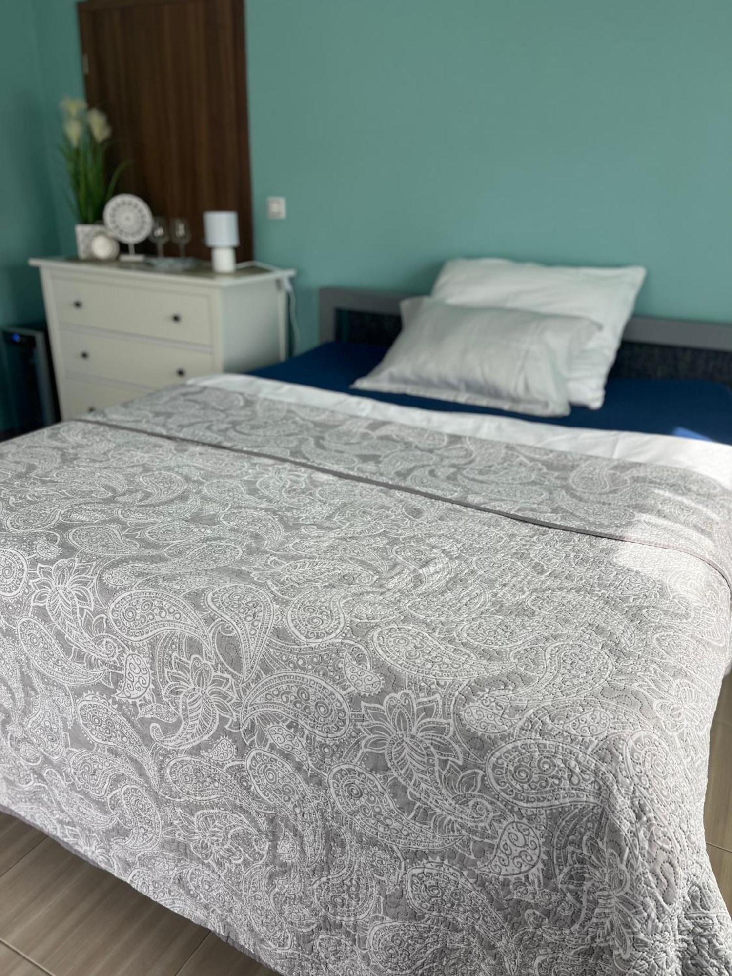 Apartman Pisarovka Lesna  Exteriör bild