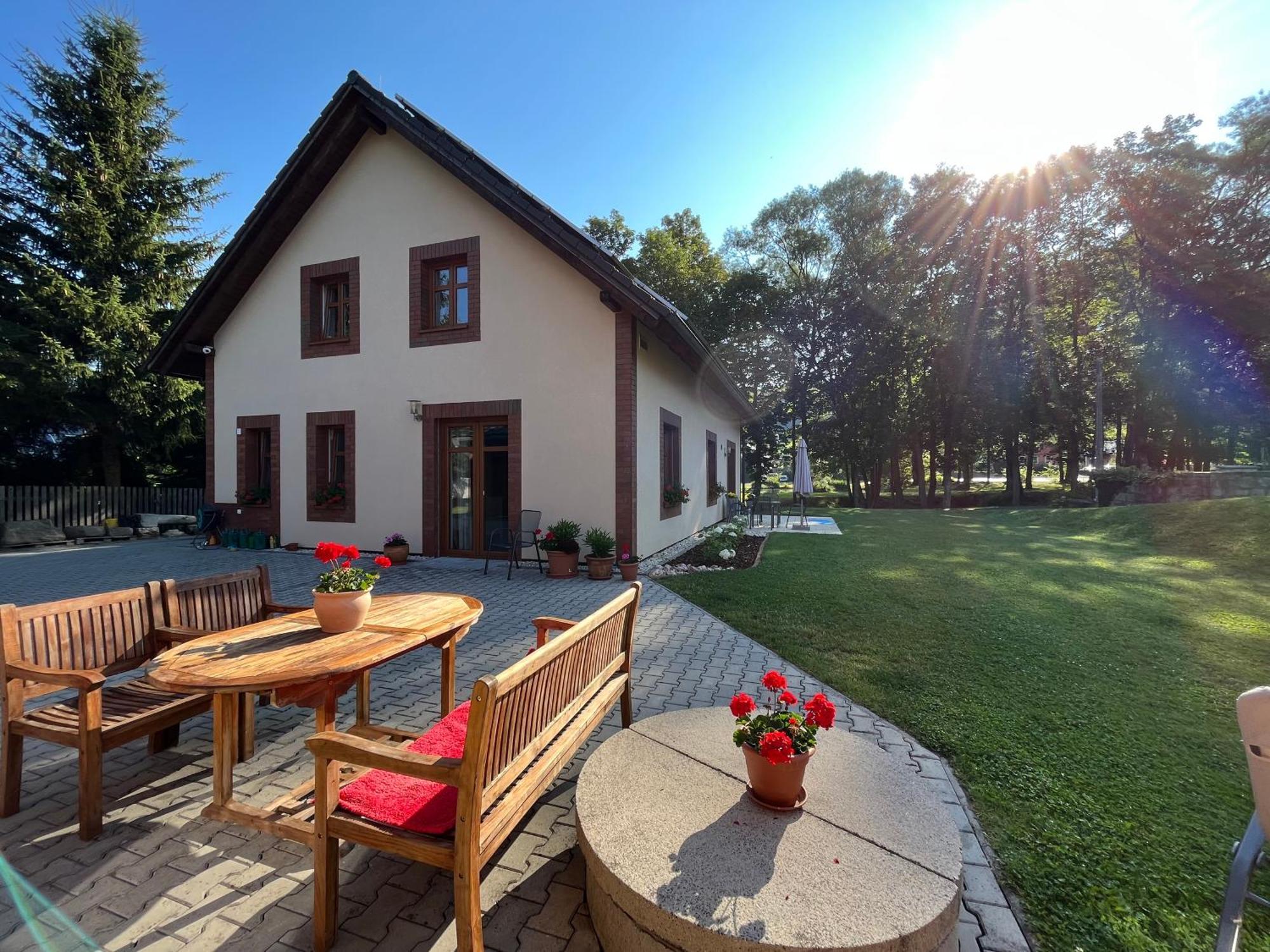 Apartman Pisarovka Lesna  Exteriör bild