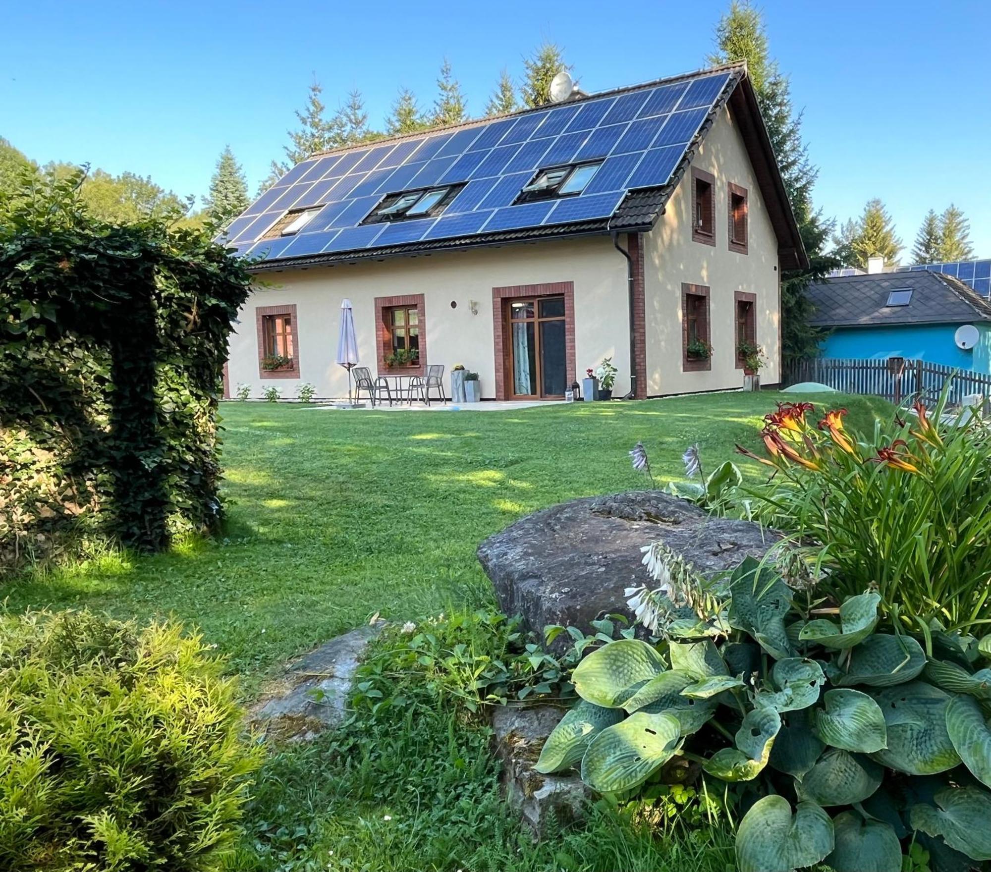 Apartman Pisarovka Lesna  Exteriör bild